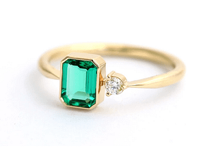 cincin model Stone Emerald